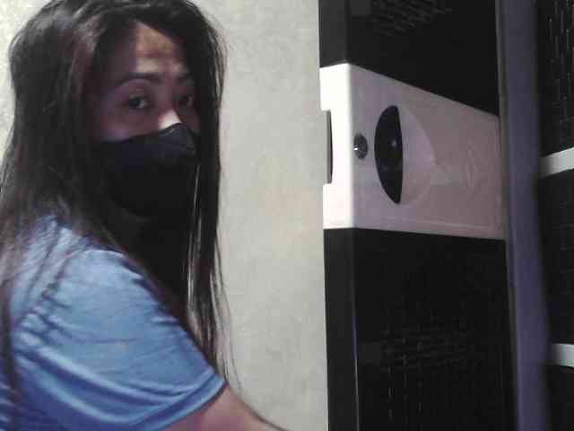 Kazzandra webcam