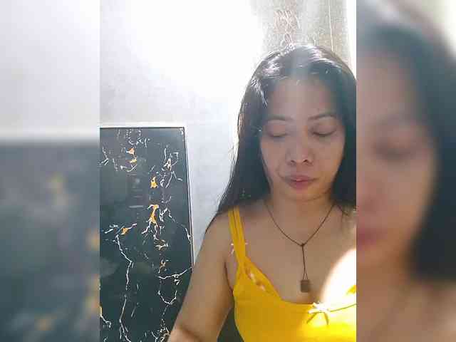 Cassiee webcam