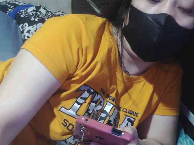 Cassiee webcam