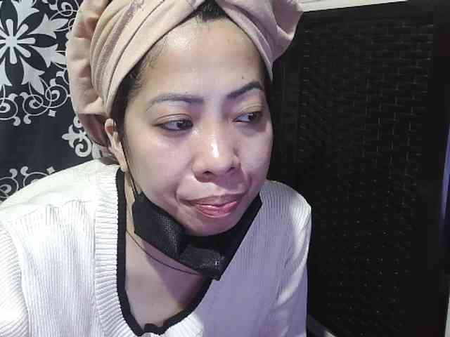 Cassiee webcam