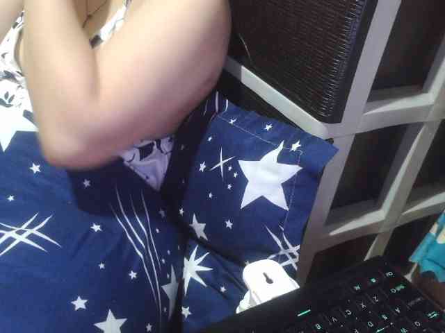 Cassiee webcam