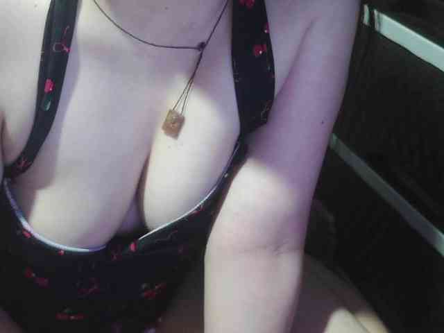 Kazzandra webcam