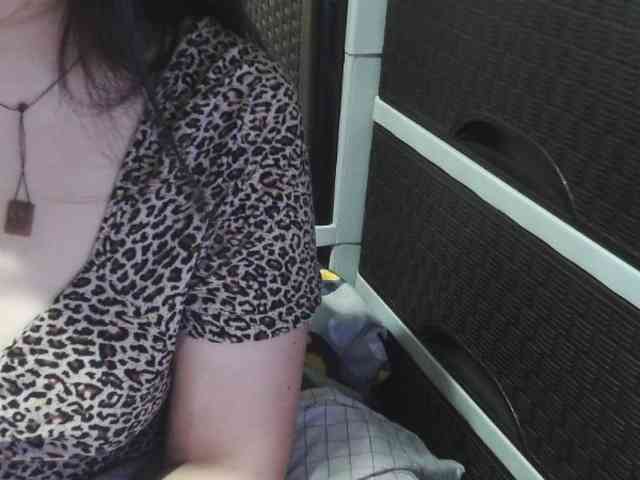 Cassiee webcam