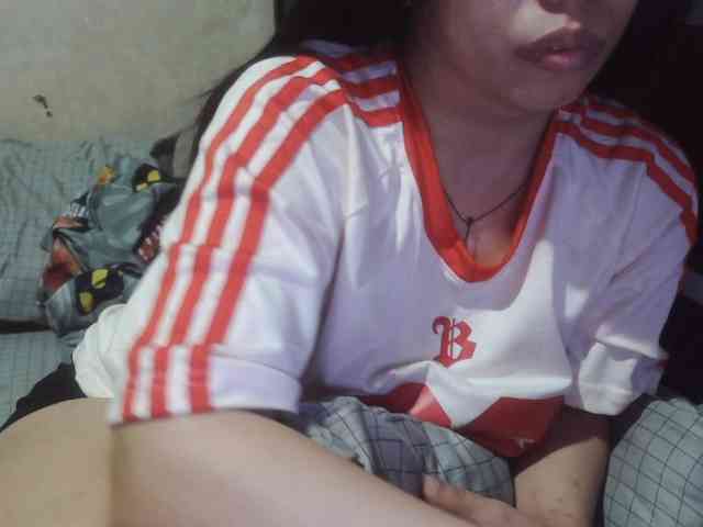 Cassiee webcam