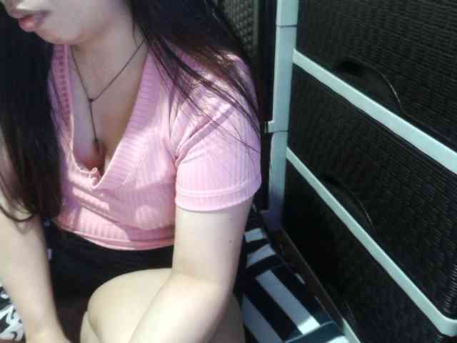 Cassiee webcam