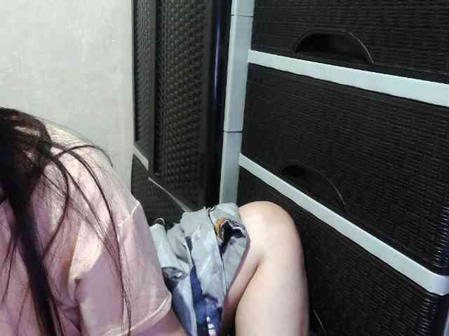 Cassiee webcam