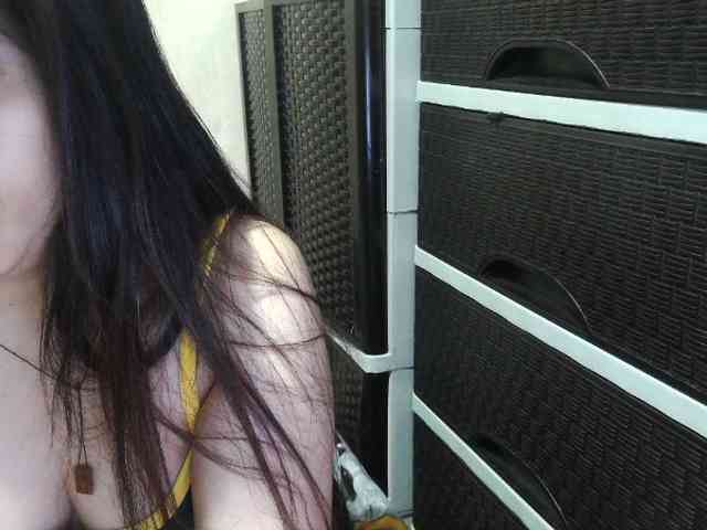 Cassiee webcam