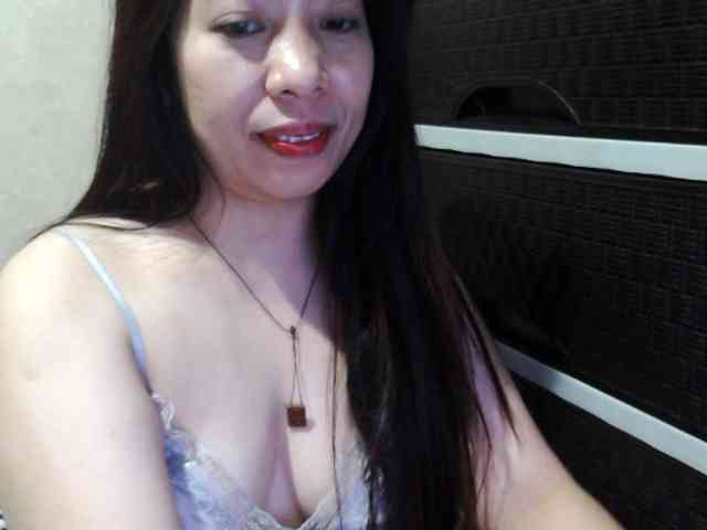 Cassiee webcam