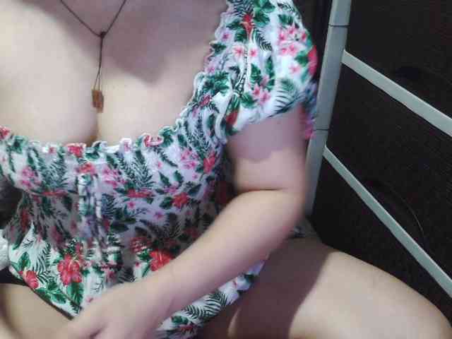 Cassiee webcam