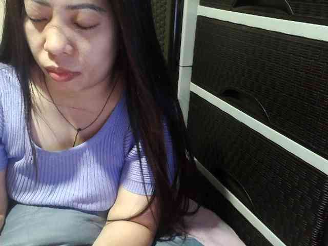 Cassiee webcam