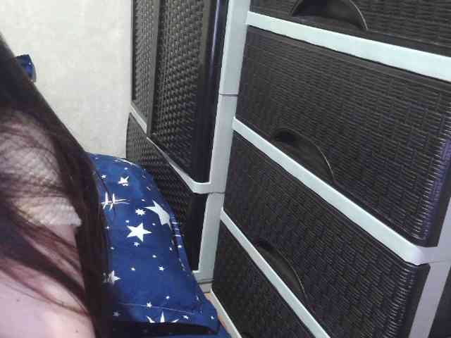 Cassiee webcam