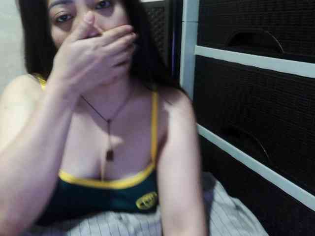 Cassiee webcam