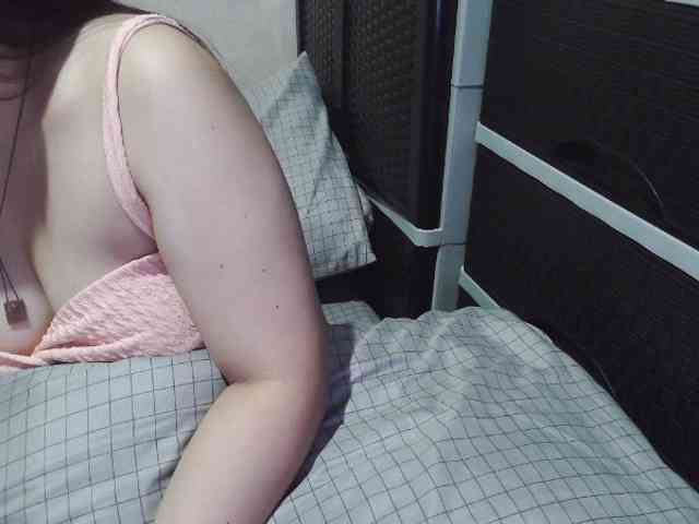 Cassiee webcam