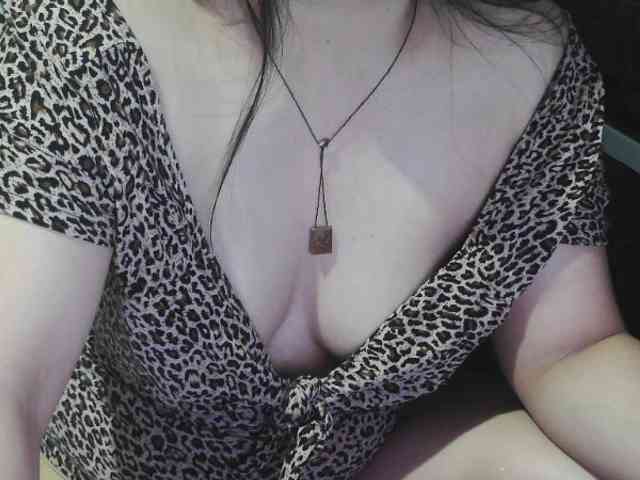 Cassiee webcam