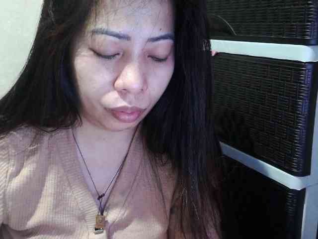 Cassiee webcam