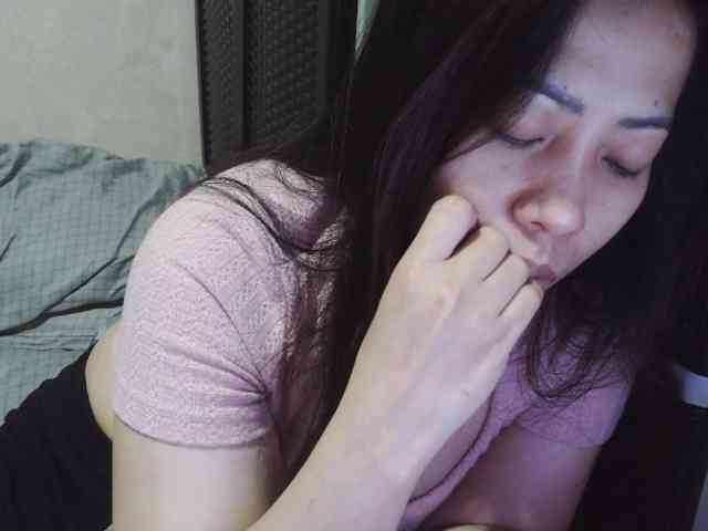 Cassiee webcam