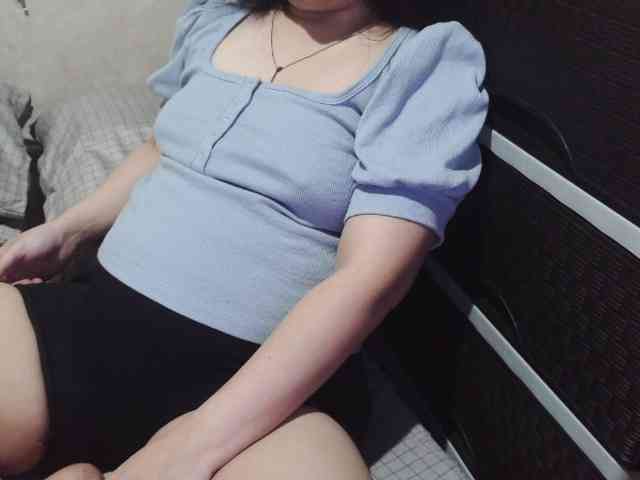 Cassiee webcam