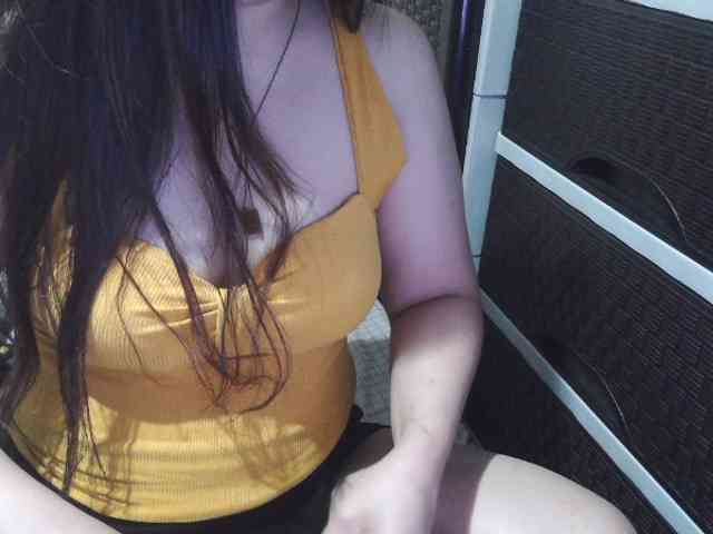 Cassiee webcam