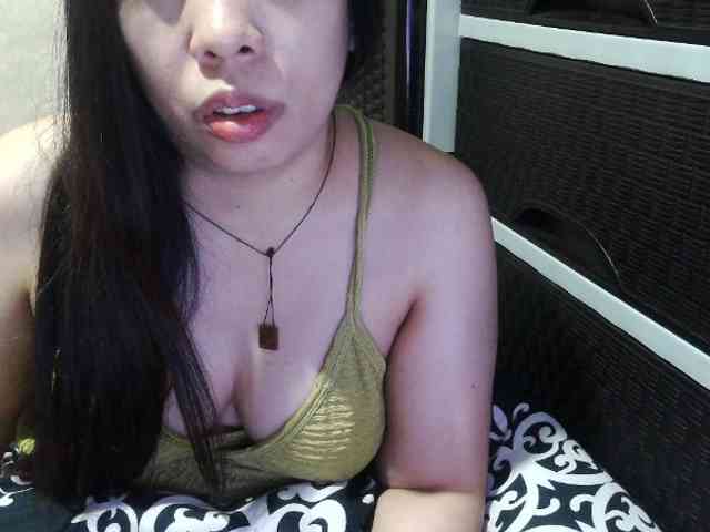 Cassiee webcam