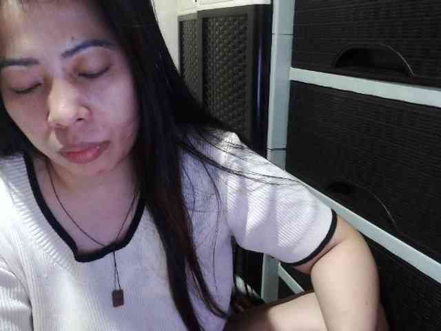 Cassiee webcam