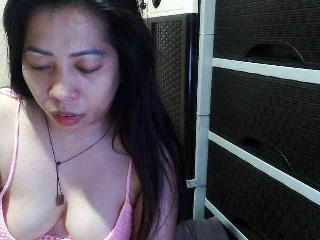 Cassiee webcam
