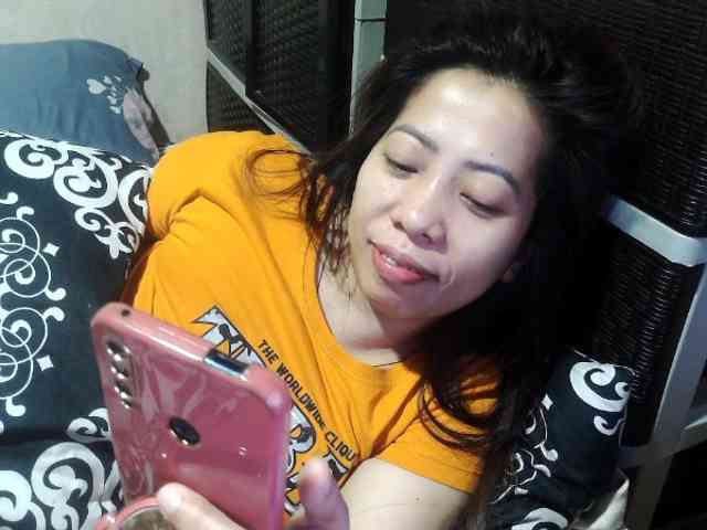 Cassiee webcam