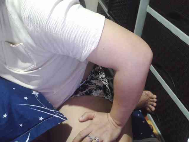 Cassiee webcam