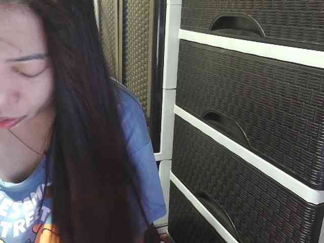 Cassiee webcam