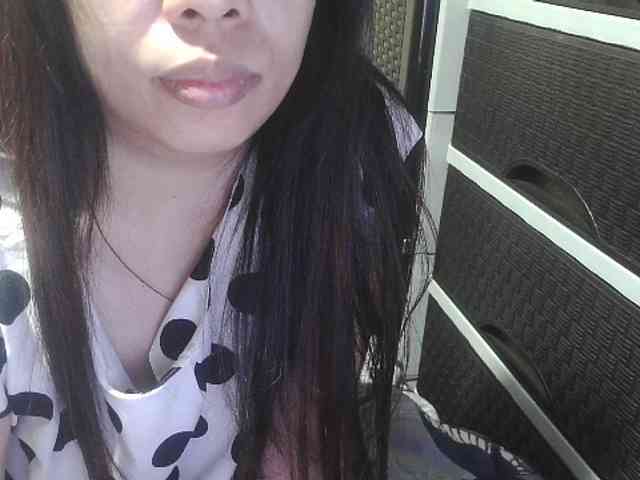 Cassiee webcam