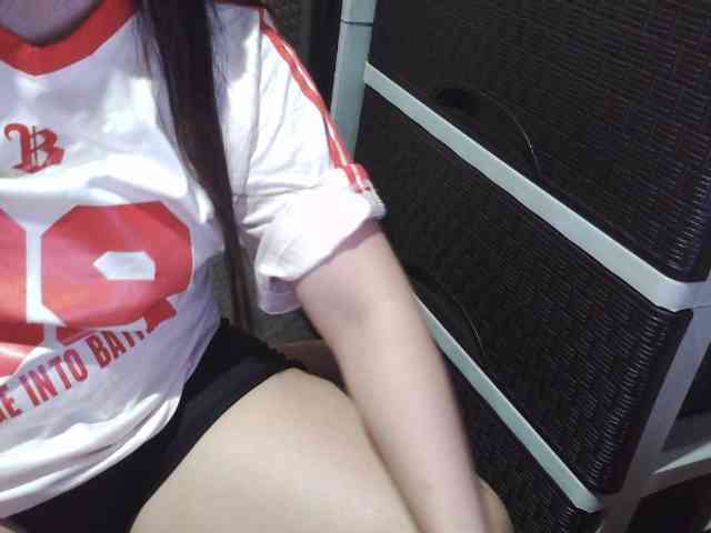 Cassiee webcam