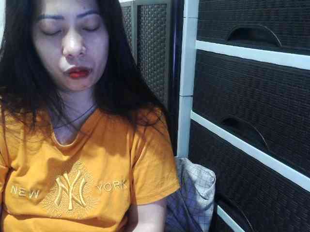 Cassiee webcam