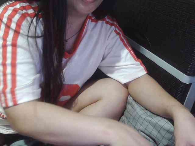 Cassiee webcam