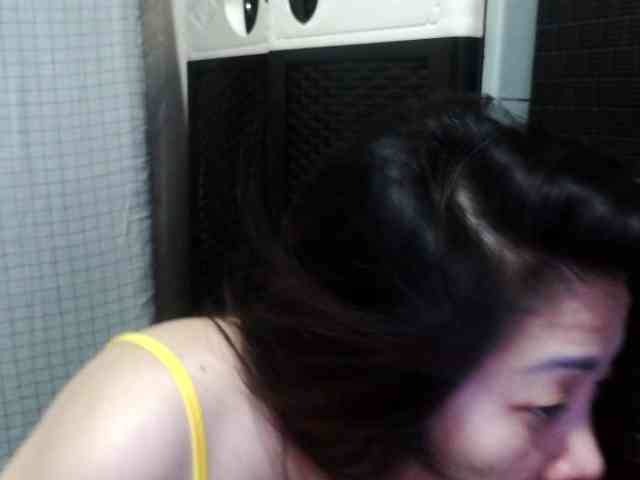 Cassiee webcam