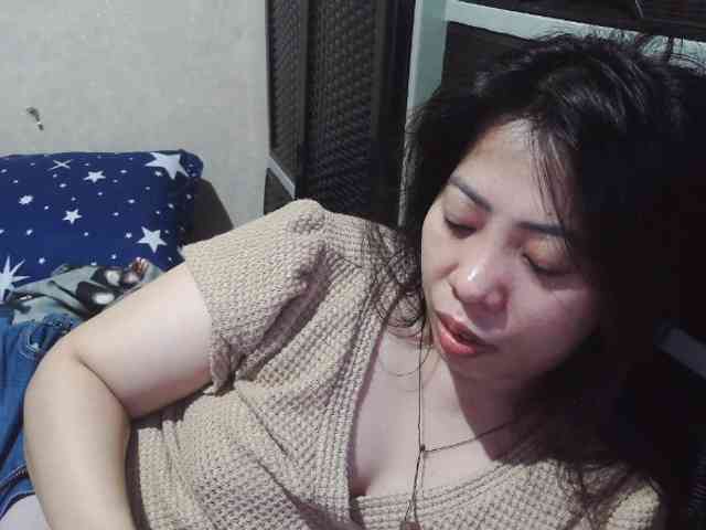 Cassiee webcam
