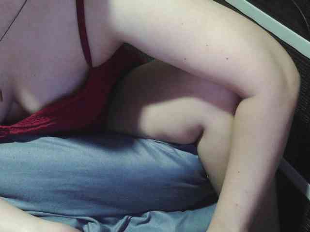 Kazzandra webcam