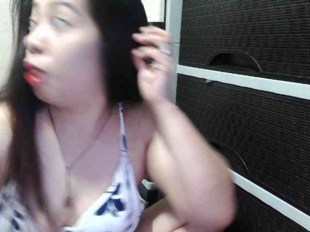 Cassiee webcam