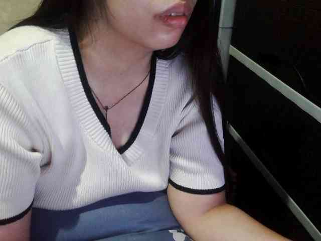 Cassiee webcam