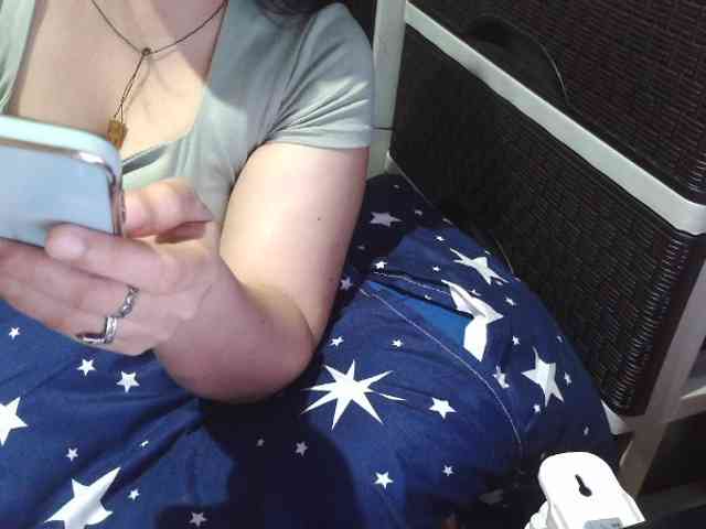 Cassiee webcam