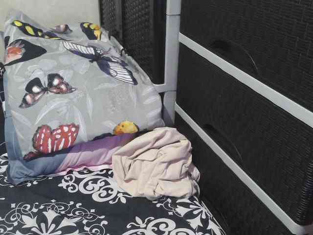 Cassiee webcam