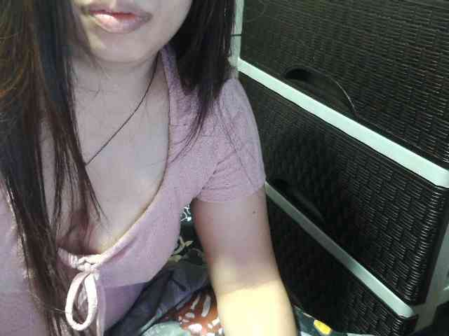 Cassiee webcam