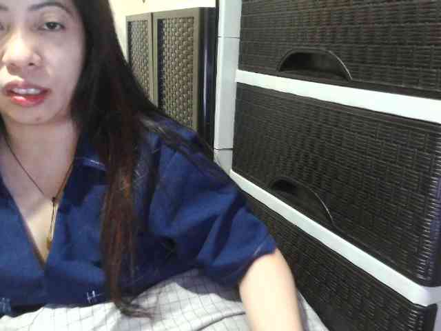 Cassiee webcam