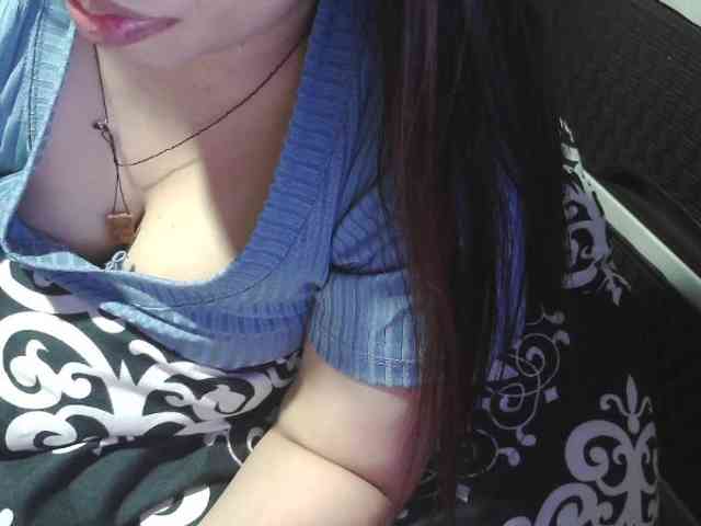 Kazzandra webcam