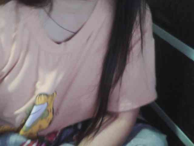 Cassiee webcam