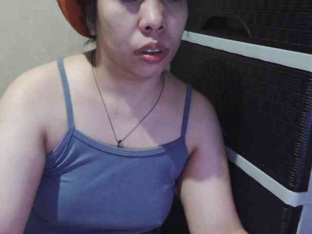 Cassiee webcam