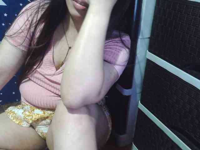 Cassiee webcam
