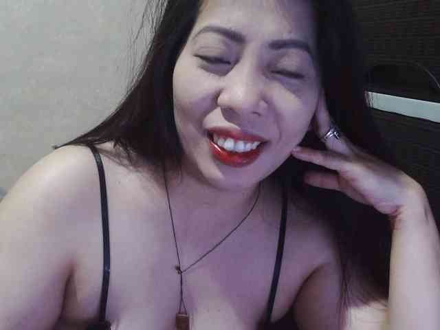 Cassiee webcam