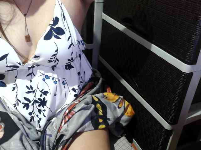 Cassiee webcam