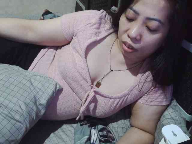 Cassiee webcam