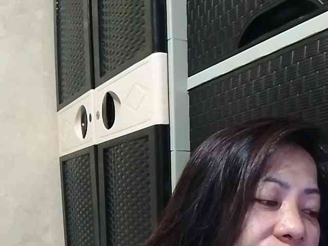 Cassiee webcam