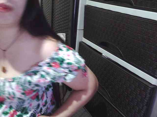 Cassiee webcam